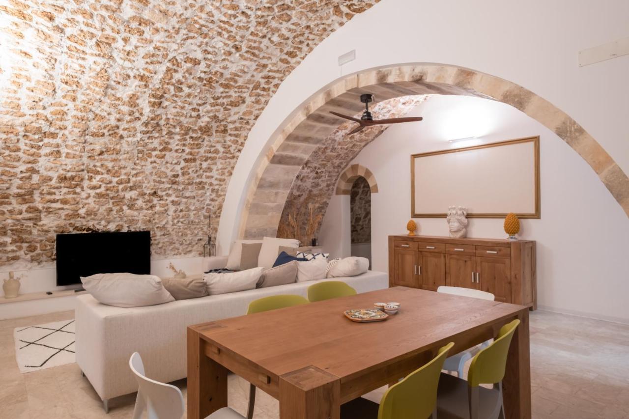 Deluxe Dammuso In Centro Storico Apartment Noto Exterior photo